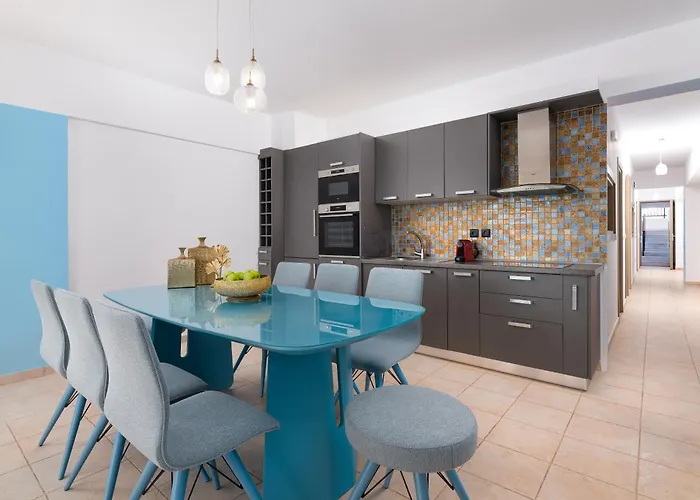 Apartment Artoria 1 Groundfloor Charaki