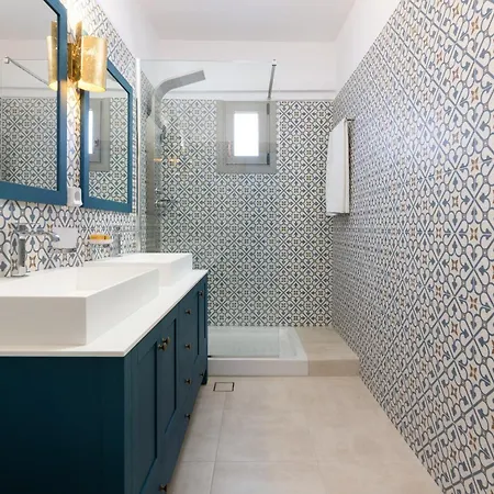 Artoria 1 Groundfloor * Χαράκι